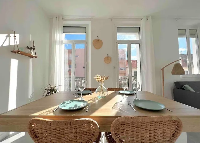 Lumineux Proche Gare *